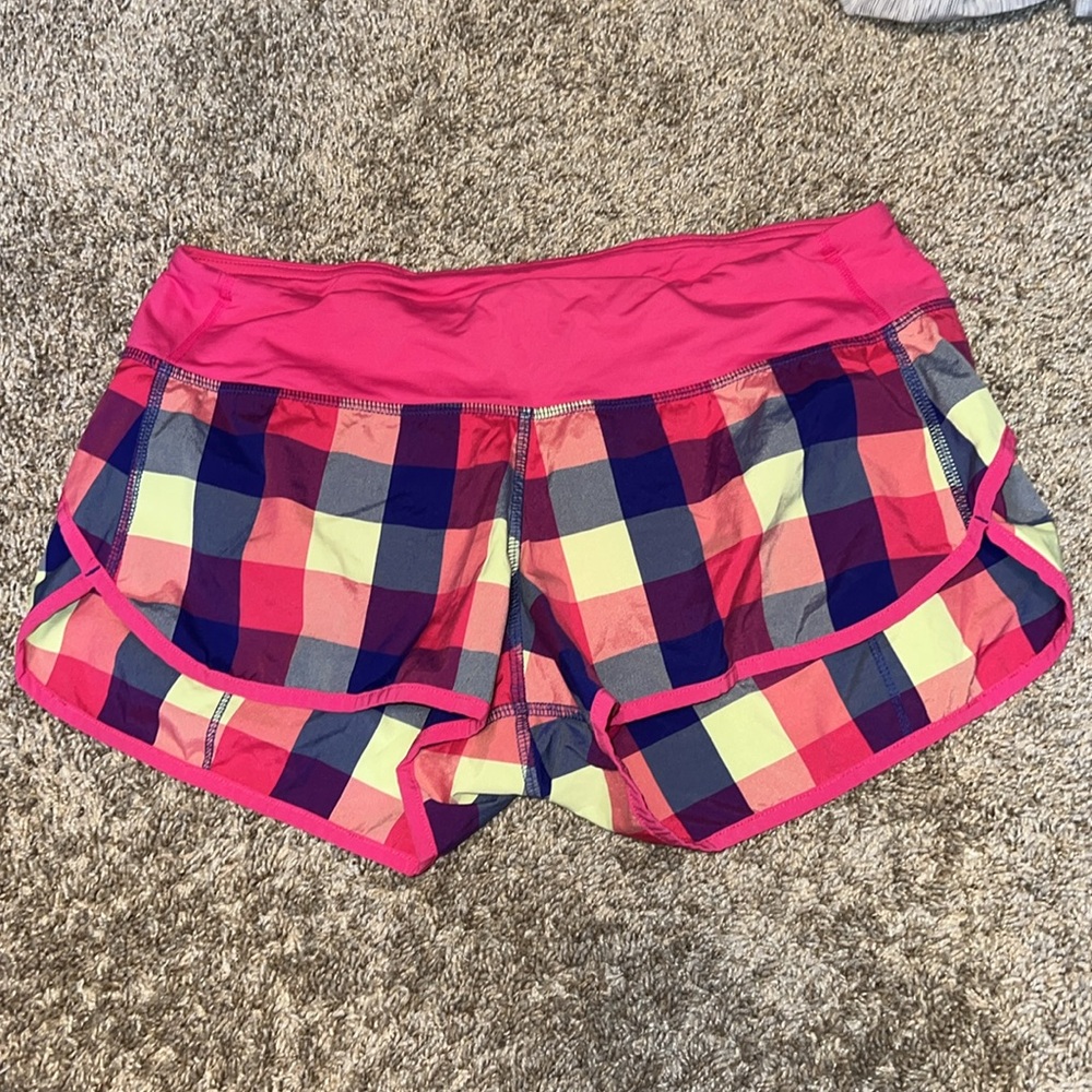 Lululemon Speed Short 2.5” January Checkmate Plaid Wet Dry Warm Size 6 RARE